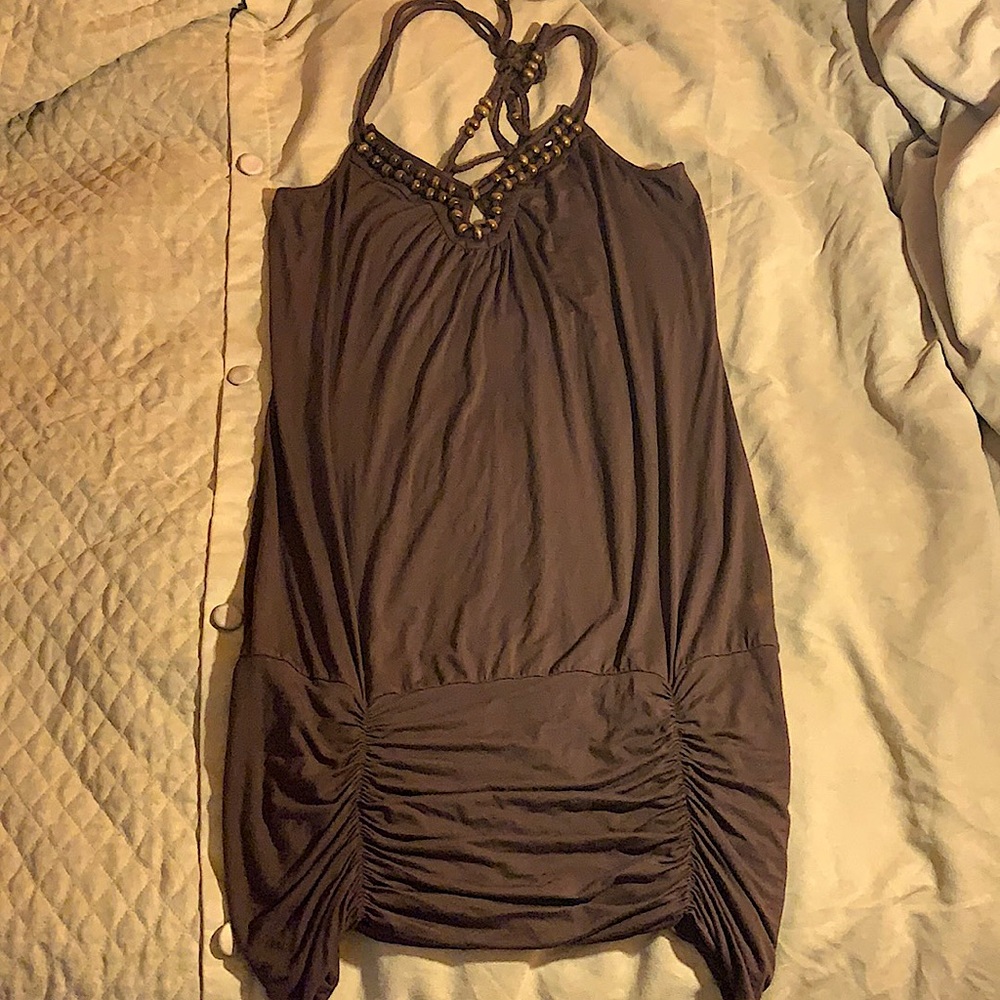 GUESS SZ L BROWN HALTER LONG TOP EMBELLISHED WITH BROWN BEADS IN FRONT